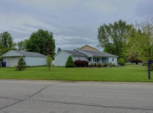 1029 Shoreline Dr, Cicero, IN 46034