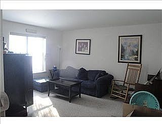 3rd image of 15 Giovanni Ct