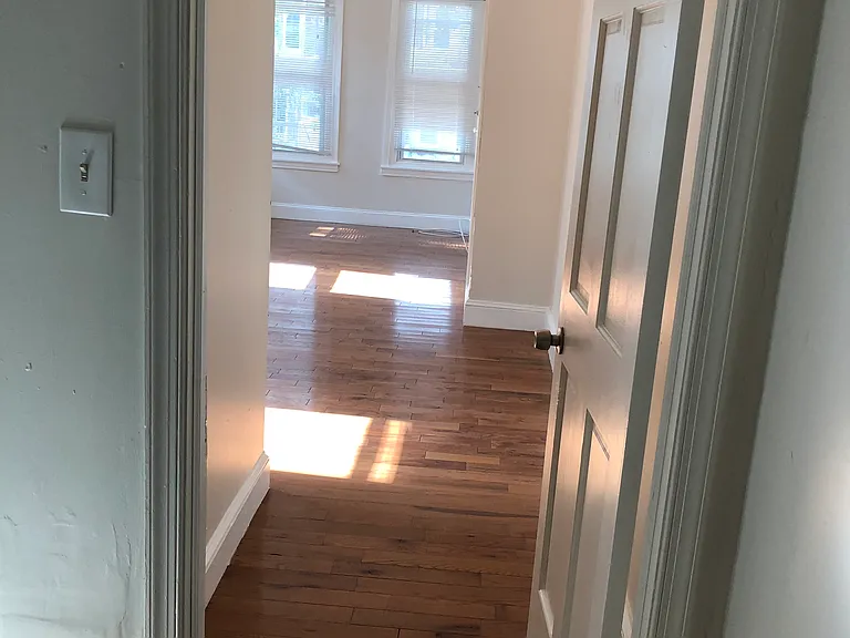 3815 Hamilton St — Photo 22