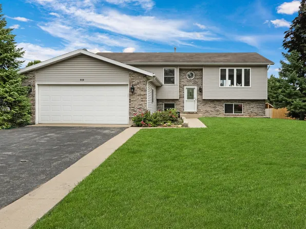 919 E Broadway Ave, Winthrop Harbor, IL 60096