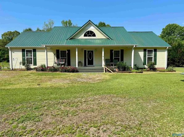 2996 Bud Umphrey Rd, Boaz, AL 35956