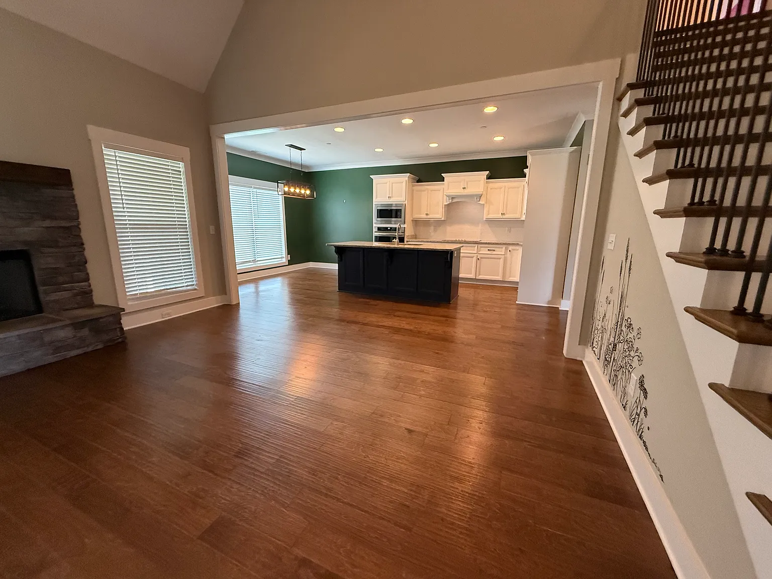 4 bed, 3.5 bath, 2962 sqft, $3,100 — Photo 4