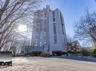 8 Laguna Ct #1104, New Westminster, BC