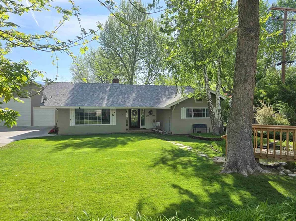 806 S Barlow Ln, Bishop, CA 93514