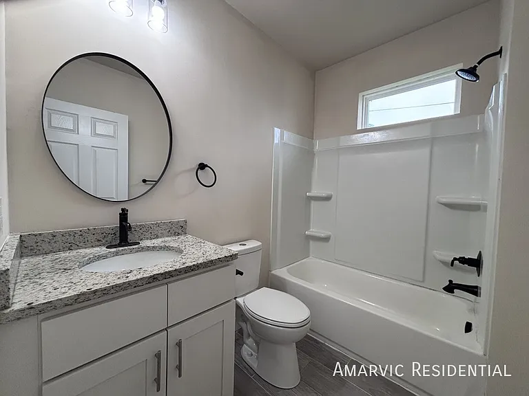 106 Ridgeway St — Photo 7