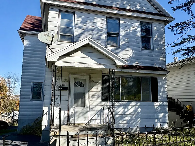 833 Fig St — Photo 1