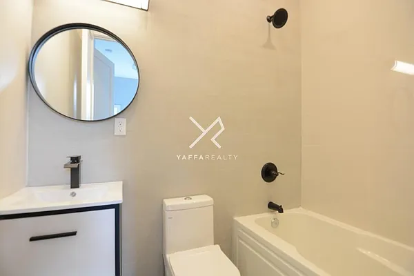 Rented by Yaffa Realty LLC | media 16