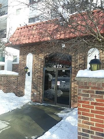 1st image of 475 Plum Creek Dr APT 204