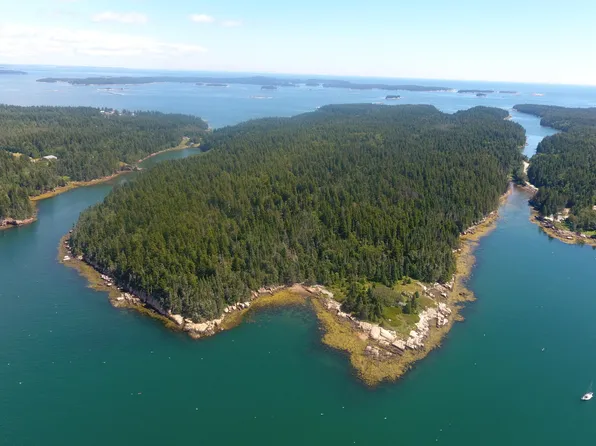 291 Black Duck Cove Road, Beals, ME 04611