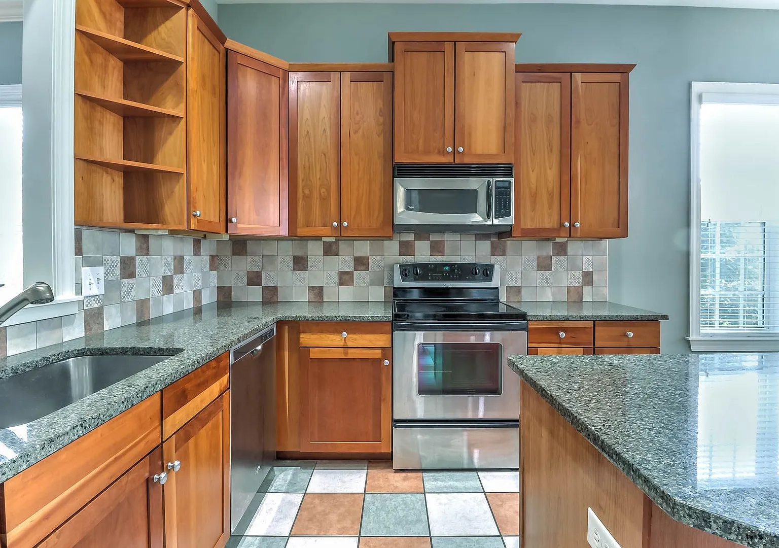 1506 Goose Landing Circle — Photo 3