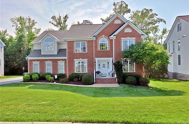 1st image of 4804 Greenbrooke Dr