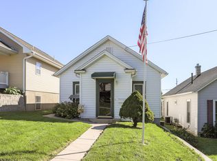 117 S 4th Ave, Logan, IA 51546