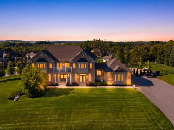 4 Morrison Ct, Essa, ON L9R 1V2