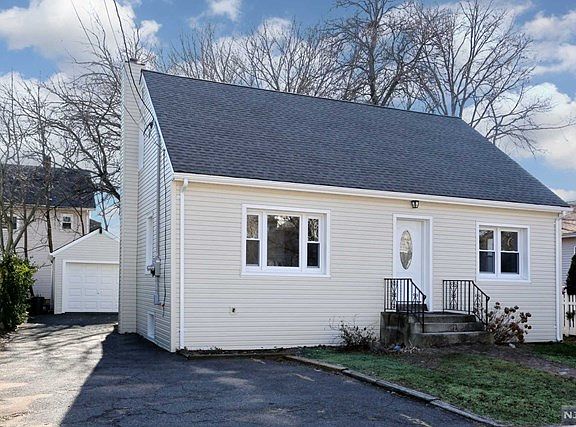 3rd image of 23-16 Rosalie St #1X