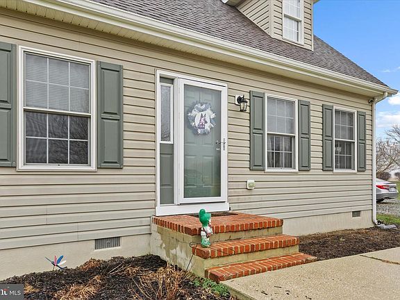 4th image of 1807 Price Station Rd