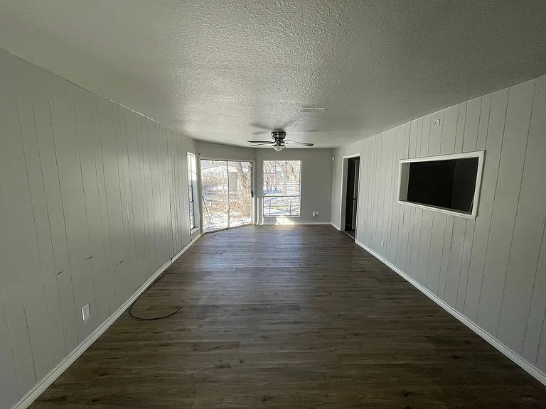 1442 Kirkwood St — Photo 10