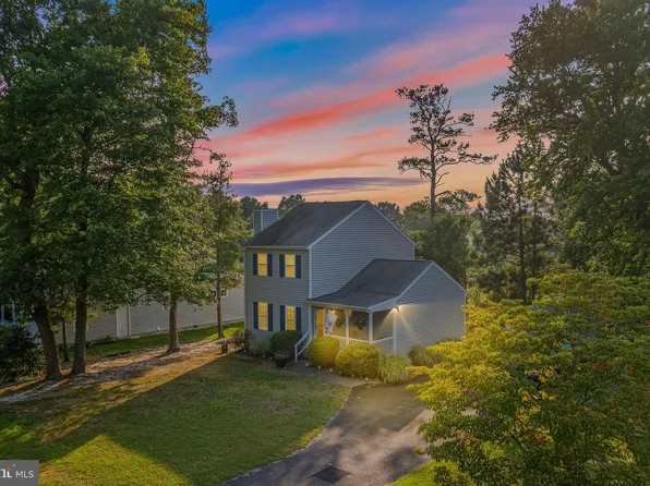 4 Whites Creek Ln, Ocean View, DE 19970