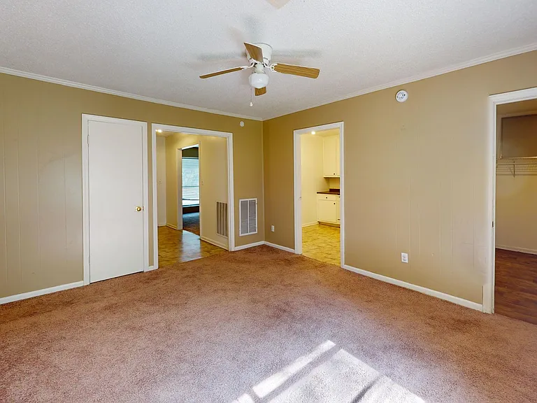 130 Graylynn Dr — Photo 16