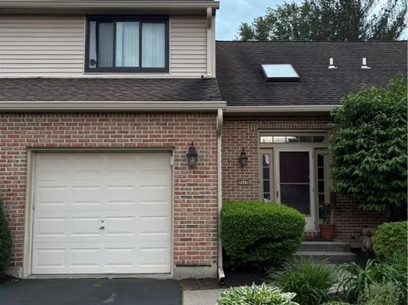 3511 Canterbury Ct, Bethlehem, PA 18020