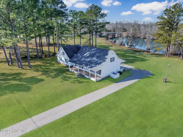 61 Conaby Lane, Plymouth, NC 27962