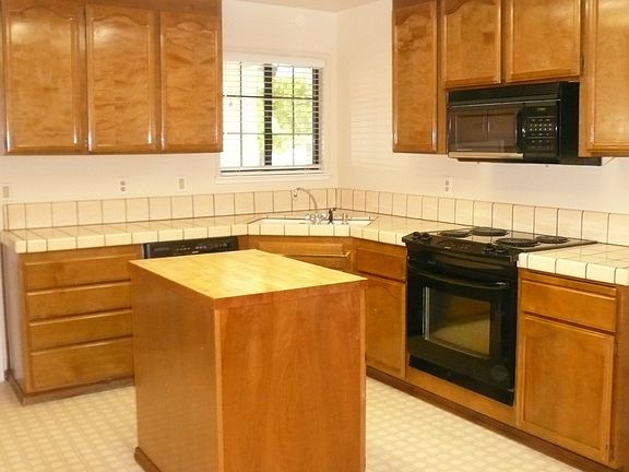 3rd image of 7400 Santa Susana Way