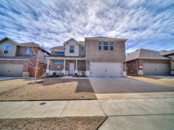 10528 Breezeway Dr, Aubrey, TX 76227