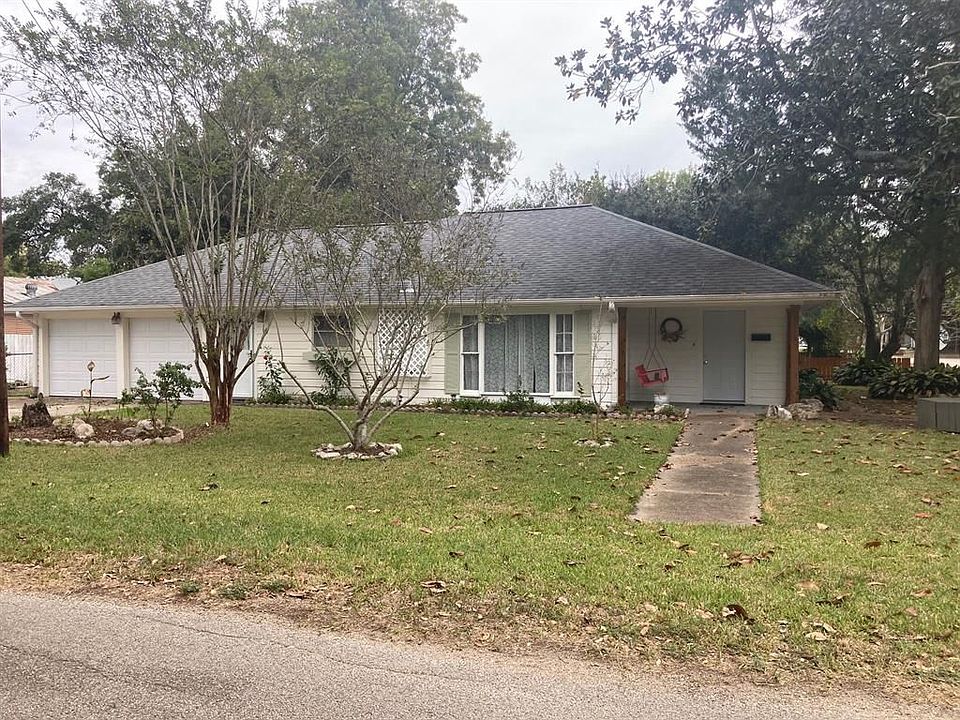 416 W Blum St, Alvin, TX 77511 Zillow