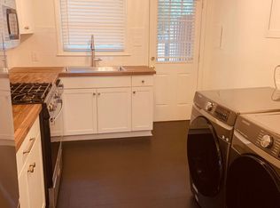 3808 Rosehaven Dr, Charlotte, NC 28205