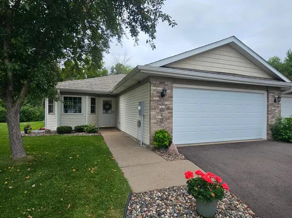 3640 Gershwin Cir N, Oakdale, MN 55128
