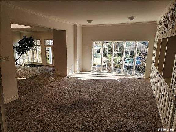 4th image of 5220 E 17th Avenue Parkway