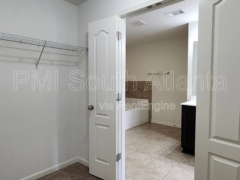 7744 Rutgers Cir — Photo 29