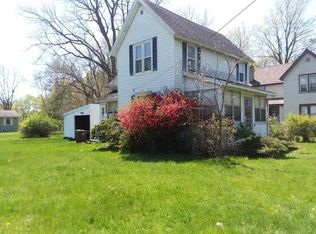 321 W Broadwell St, Albion, MI 49224