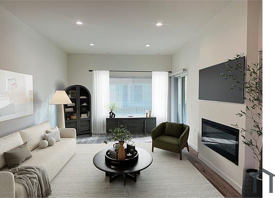 3rd image of 10652 Whipple St #202