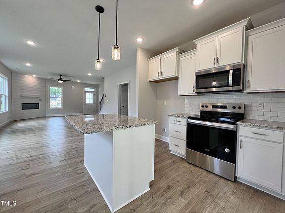 5th image of 545 Brodie Rose Landing Way