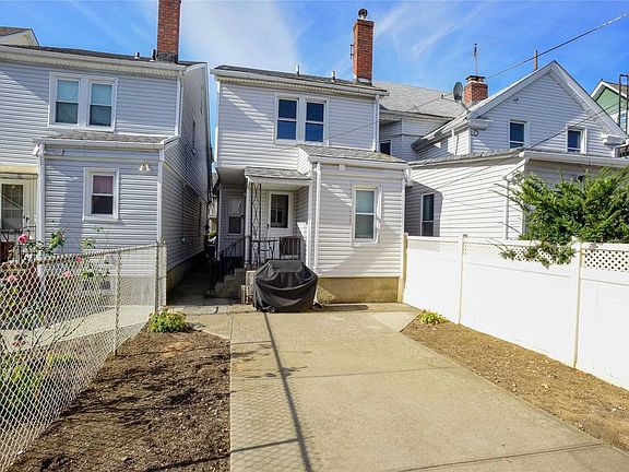 3rd image of 8927 116th St