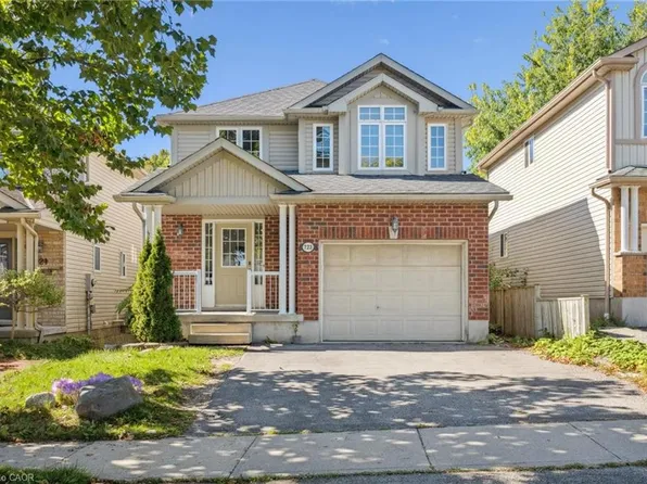 723 Black Cherry St, Waterloo, ON N2V 2P3