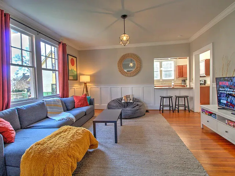 18 Atwood St — Photo 3