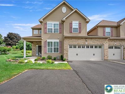 767 Swallow Tail Ln, Breinigsville, PA, 18031