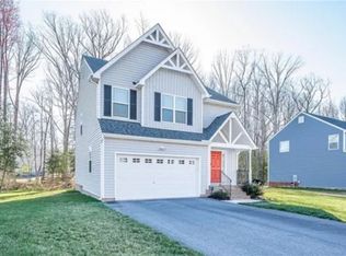 1425 Twilight Ln, North Chesterfield, VA 23235
