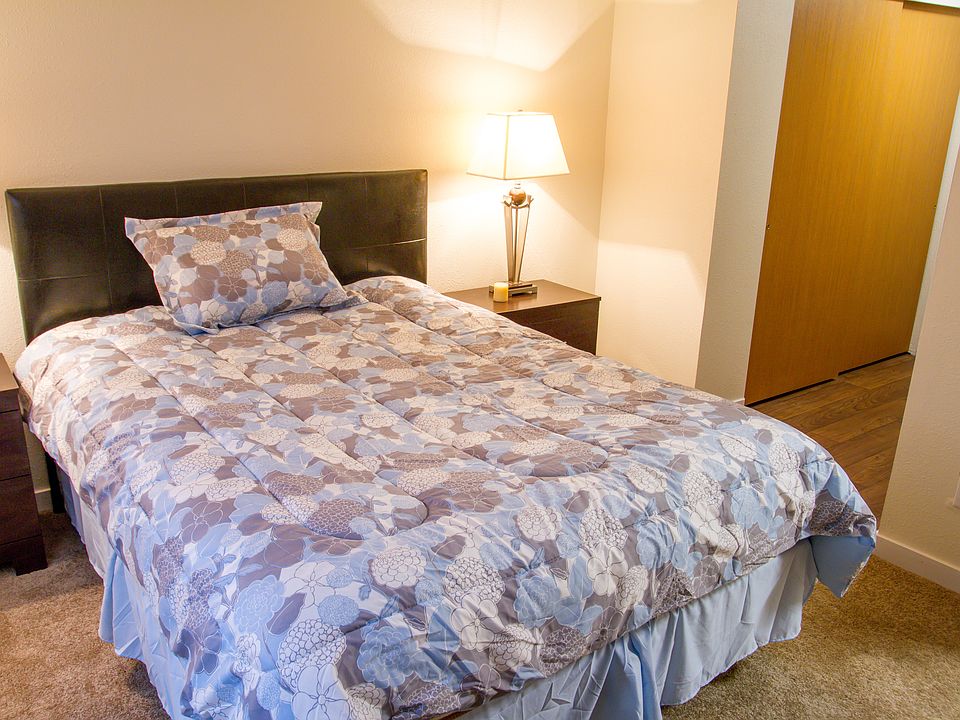 2nd image of 9905 S 249th Pl APT D305