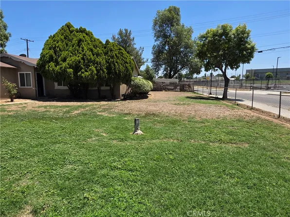 8808 Randolph St, Riverside, CA 92503