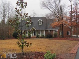 340 Country Ln, Carrollton, GA 30117