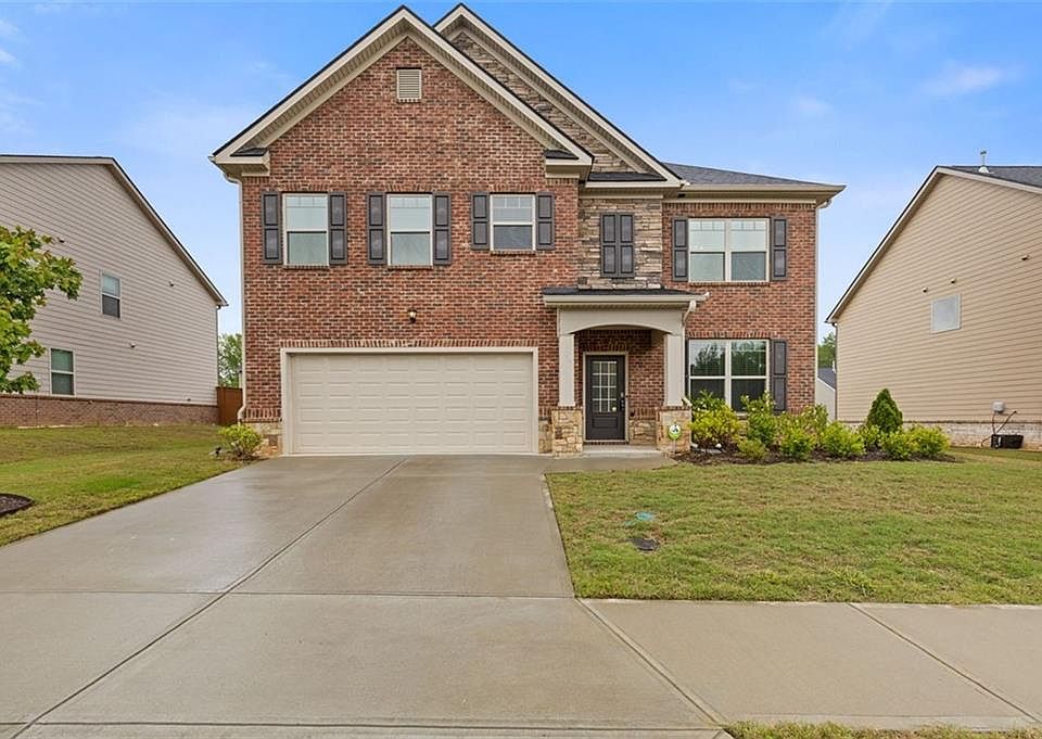 1st image of 3825 Sycamore Hill Dr