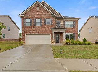 3825 Sycamore Hill Dr, Loganville, GA 30052