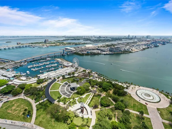 50 Biscayne Bl, Miami, FL