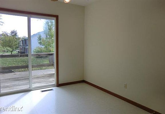 100 Kitchen (third angle) 10-14-11