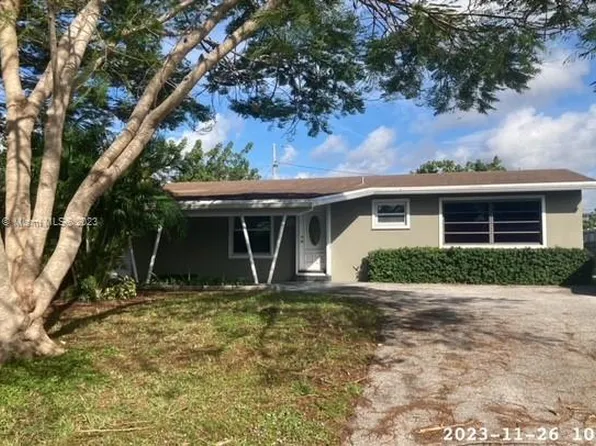 5667 Balfrey Dr, West Palm Beach, FL 33413