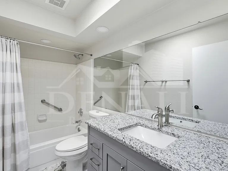 10602 E Elmhurst Dr — Photo 21