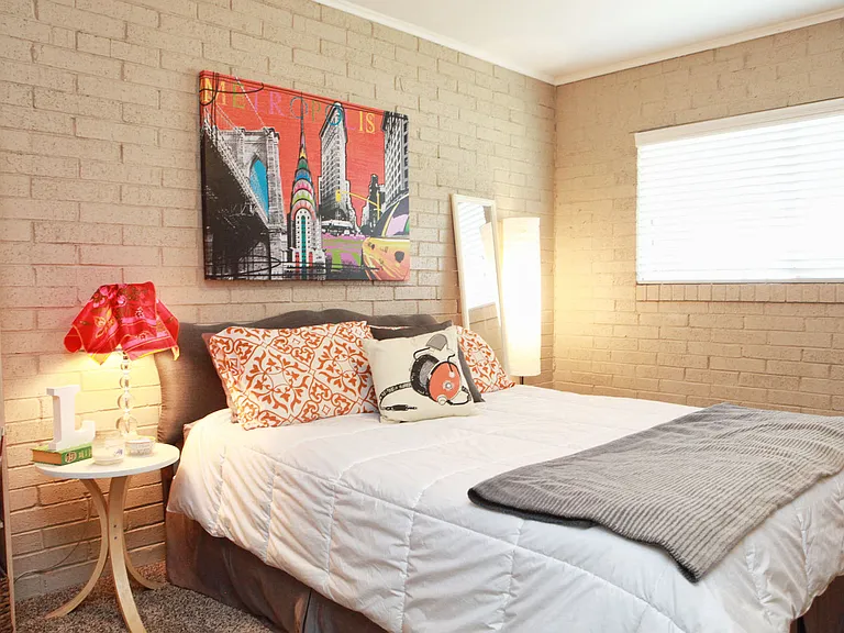 1226 S Saint Louis Ave #15 — Photo 7