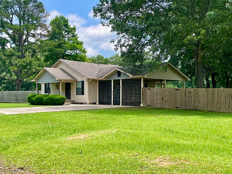 8406 Batesville Pike — Photo 17